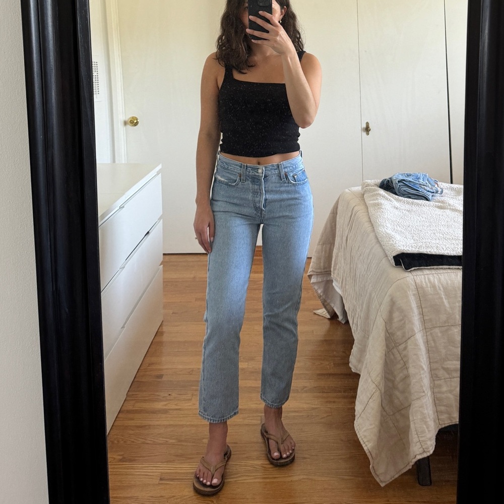 Levi’s Wedgie Straight Ankle Jeans - 26